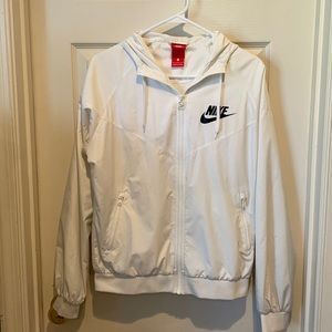 White Nike Windbreaker